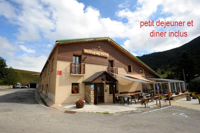 מטמל Auberge La Prairie מראה חיצוני תמונה